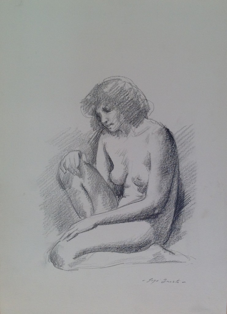 Donna in posa seduta sulle ginocchia, nudo di donna di Gigi Busato. Disegno a matita su carta bianco e nero. Collezione di famiglia